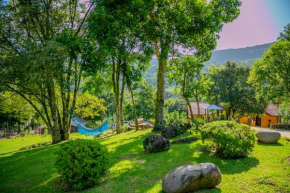 Отель Hospedaria Farm Home  Грамаду